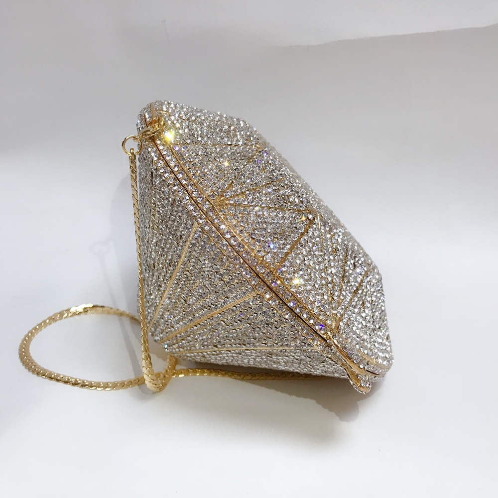 Bolsa de noite em formato de d - Women Bags Offers avaliação e preço