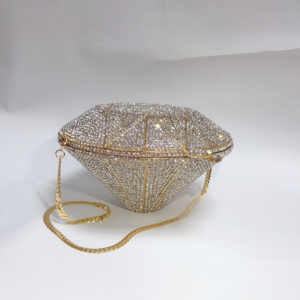 Bolsa de noite em formato de d - Women Bags Offers avaliação e preço