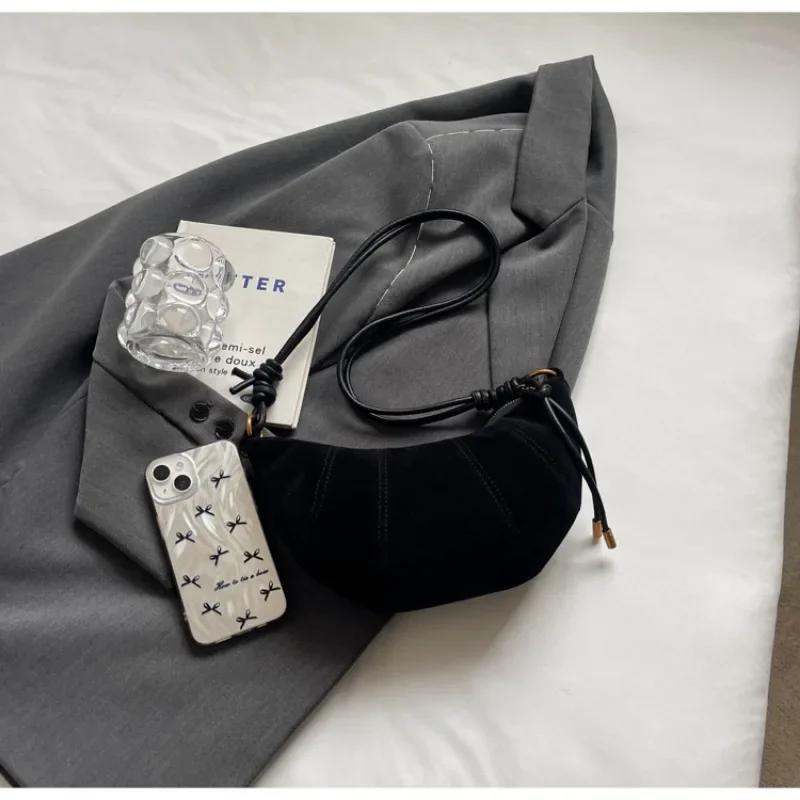 Material de veludo zíper 2024  - Women Bags Zara avaliação e preço