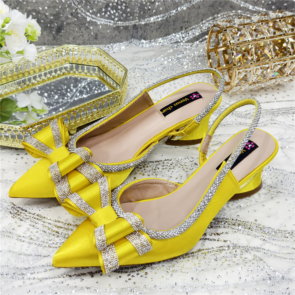 Conjunto Elegante de Sapatos d - Women Bags For Wedding avaliação e preço